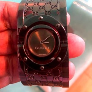 GUCCI WATCH!!